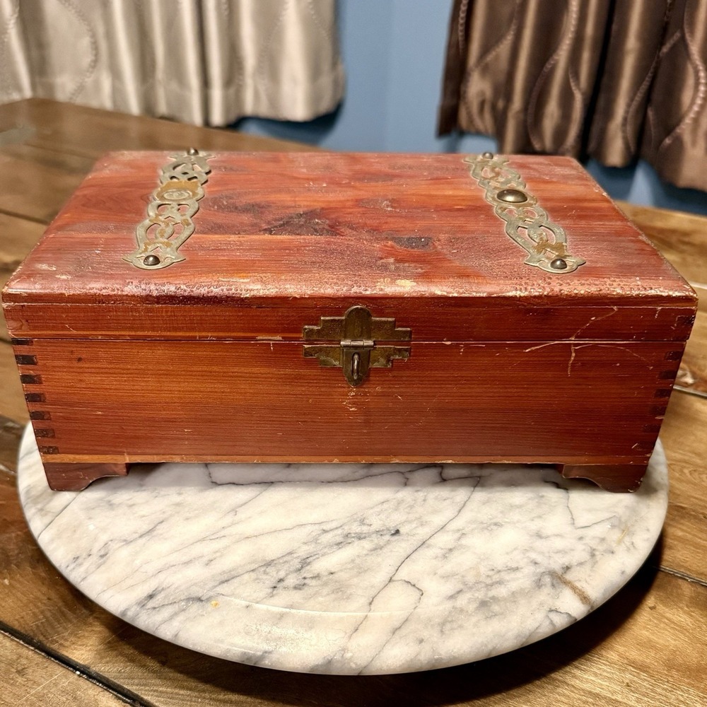 VTG Mirror Wooden Jewelry Trinket Box Cedar Wood Chest Mortise & Tenon Footed